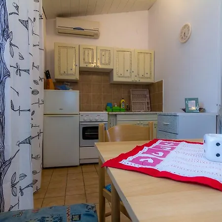 Starigrad * Stari Grad