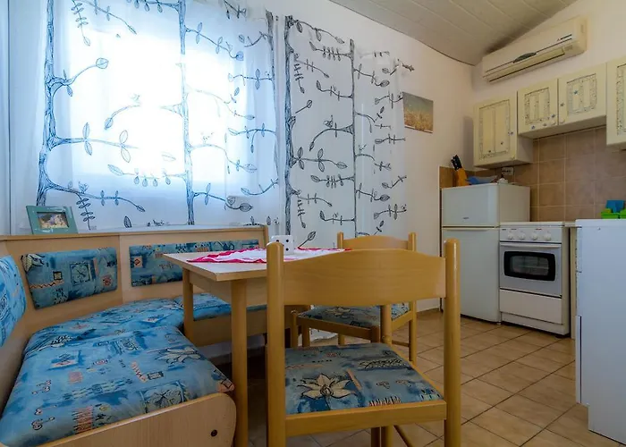 Starigrad Apartmán *