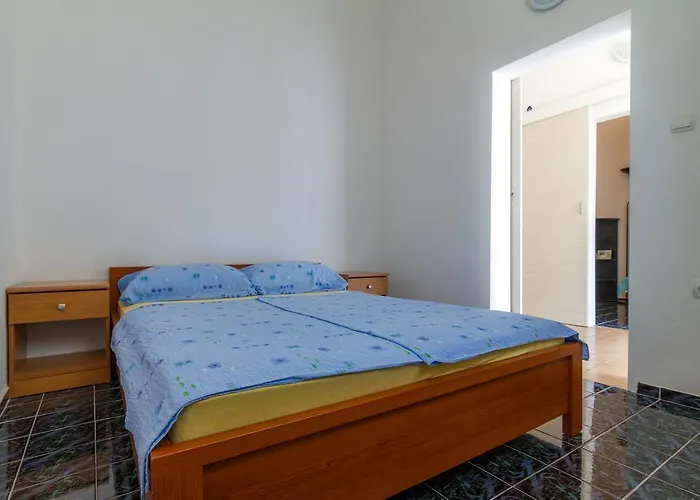 Starigrad Apartmán