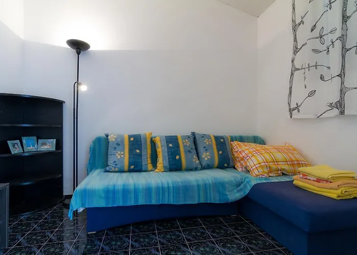 Апартаменты Starigrad