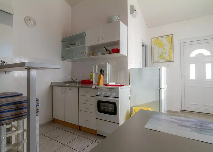 Starigrad Стариград